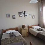 아파트호텔 Anastasios Room's Olympiakí Aktí