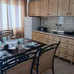 아파트호텔 Anastasios Room's Olympiakí Aktí