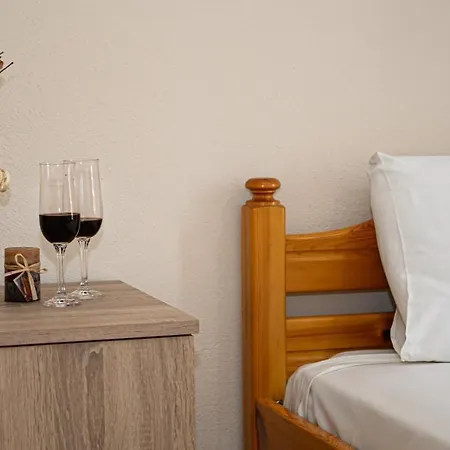 Anastasios Room's Aparthotel Olympiaki Akti